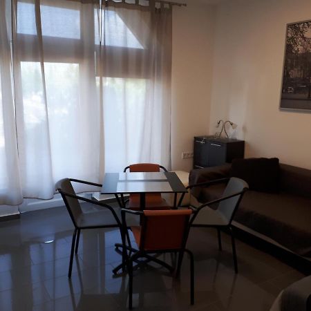 Kertvarosi Apartman II 티자우이바로스 외부 사진